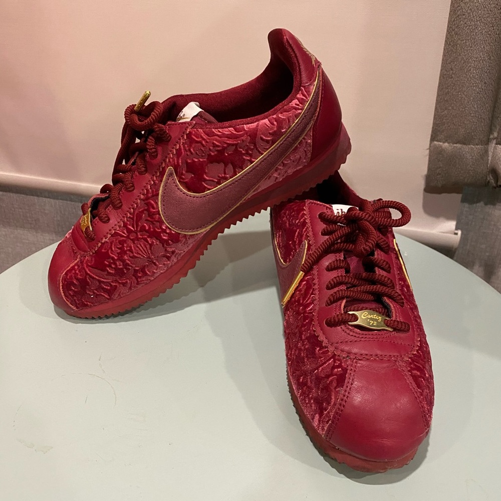 Nike Cortez SE Velvet Red Crush